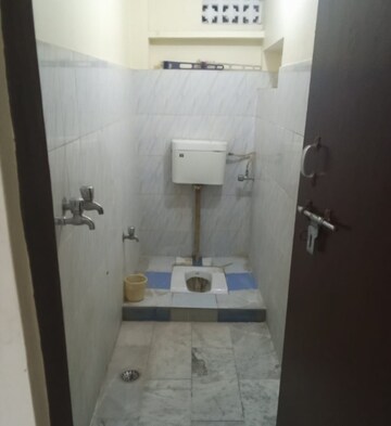 Bathroom in 2 BHK Independent House at Aliganj – for Rent
