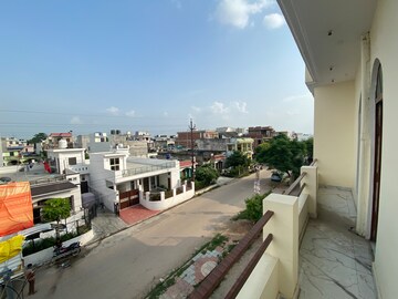 Terrace in  Pg at Eldeco ii – for Rent