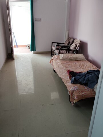 Bedroom in 1.5 BHK Independent House at Aliganj – for Rent