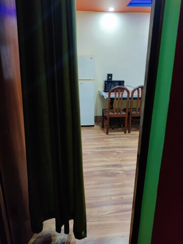 Building Lobby in 1.5 BHK Apartment at Aliganj – for Rent
