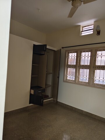 Room in 2 BHK Builder Floor at Indiranagar – for Rent