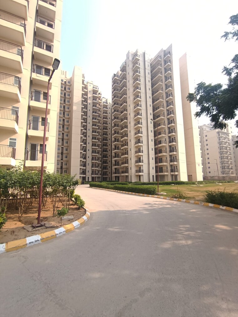 Exterior View, pivotal-paradise 2 Bedroom 686 Sq.Ft. Apartment In Sector 62 Gurgaon 8747491