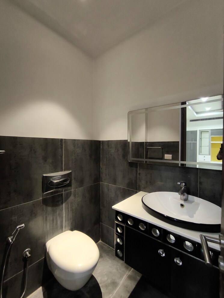 Master Bedroom, jayabheri-the-peaks 4 Bedroom 4690 Sq.Ft. Apartment In Narsingi Hyderabad 8747498