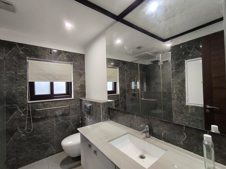 Master Bedroom, jayabheri-the-peaks 4 Bedroom 4690 Sq.Ft. Apartment In Narsingi Hyderabad 8747498