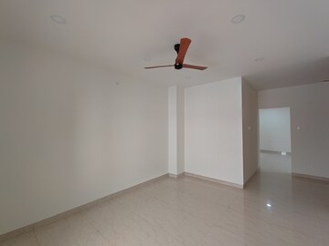 Room in 5 BHK Villa at Jayabheri Temple Tree Hyderabad, Narsingi – for Rent