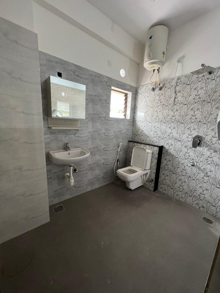 Bathroom, domlur 2 Bedroom 1000 Sq.Ft. Builder Floor In Domlur Bangalore 8747523