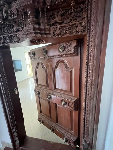 Furnished Amenities in 2 BHK Builder Floor at Domlur – for Rent