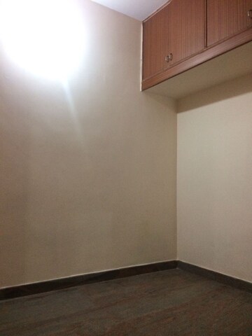 Room in 2 BHK Apartment at Indiranagar – for Rent
