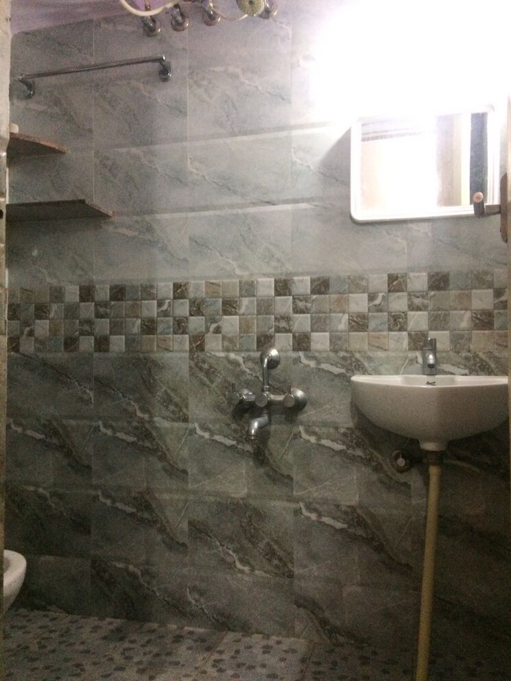 Bathroom, indiranagar 2 Bedroom 900 Sq.Ft. Apartment In Indiranagar Bangalore 8747526