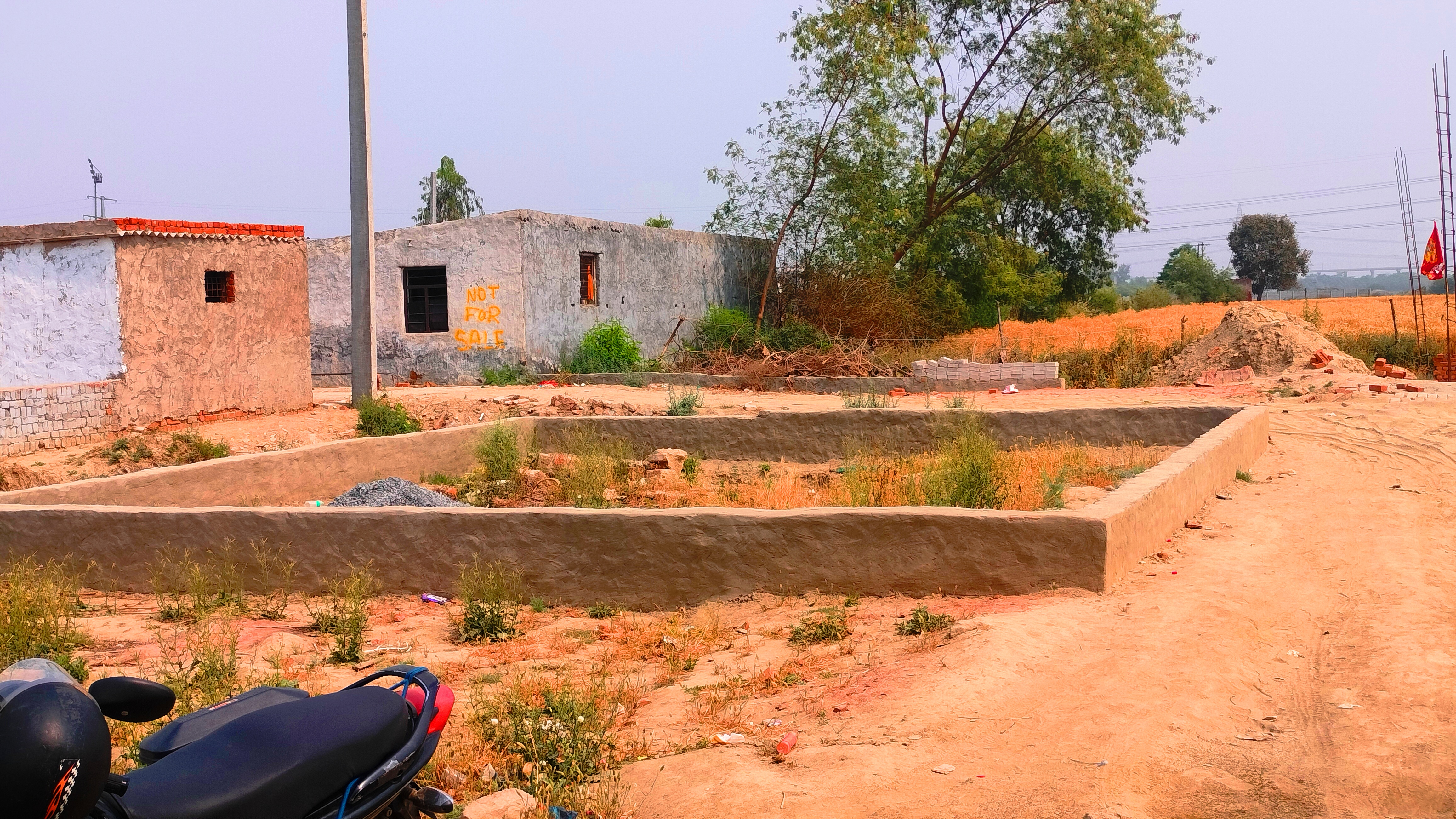 Plot For Sale in Nayakhomes