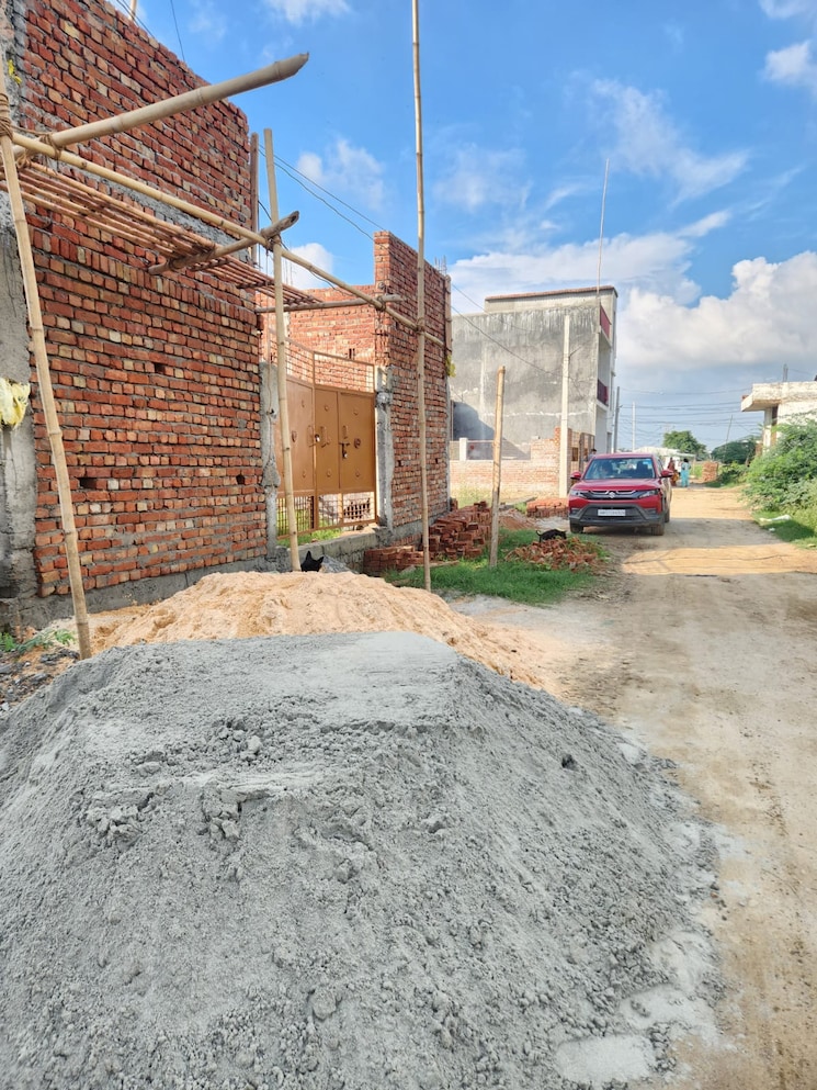 Other, knowledge park ii greater noida  450 Sq.Ft. Plot In Knowledge Park Ii Greater Noida Greater Noida 8747532