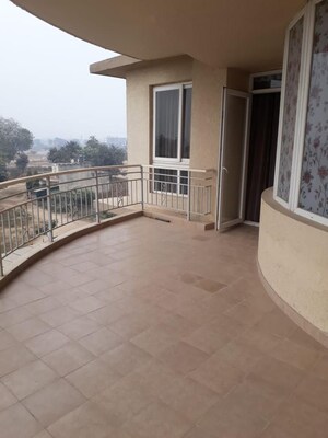 3.5 BHK Apartment For Sale in Emaar The Palm Drive-The Premier Terraces, Sector 66