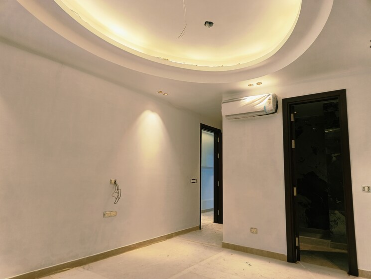 Room, shivalik colony 3 Bedroom 1800 Sq.Ft. Builder Floor In Shivalik Colony Delhi 8747610