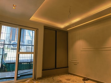 Room in 3 BHK Builder Floor at Shivalik Colony – for Sale