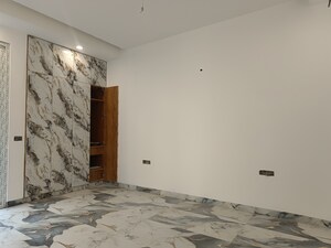 Room in 3 BHK Builder Floor at Malviya Nagar – for Sale