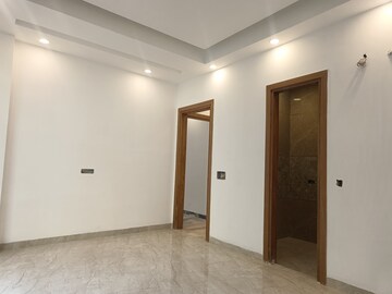 Room in 3 BHK Builder Floor at Malviya Nagar – for Sale