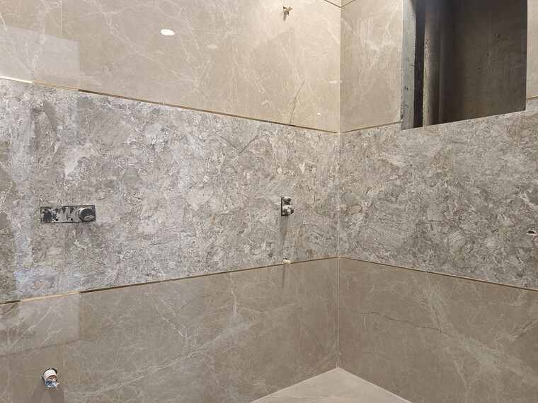 Bathroom, malviya nagar 3 Bedroom 1800 Sq.Ft. Builder Floor In Malviya Nagar Delhi 8747626