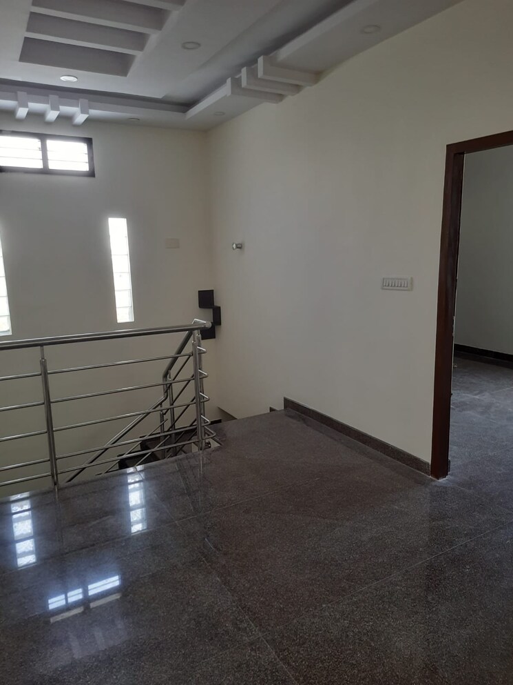 Room, jalahalli 2 Bedroom 1250 Sq.Ft. Apartment In Jalahalli Bangalore 8747628
