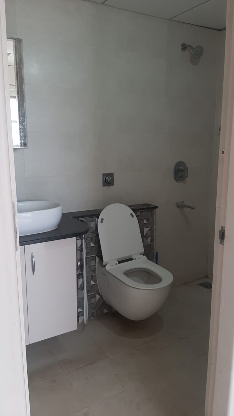 Bathroom, ds-max-skycity 3 Bedroom 2630 Sq.Ft. Apartment In Thanisandra Bangalore 8747641