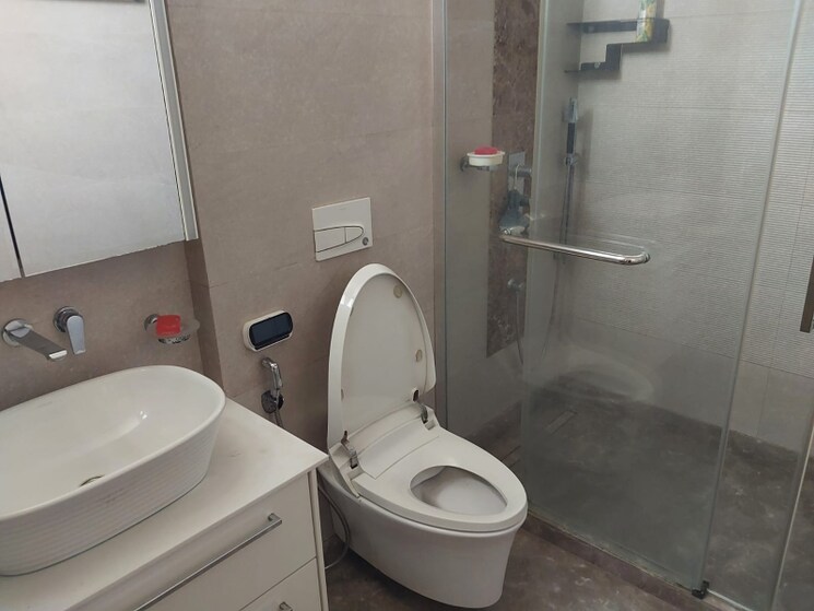 Bathroom, sector 50 3 Bedroom 300 Sq.Yd. Builder Floor In Sector 50 Noida 8747671