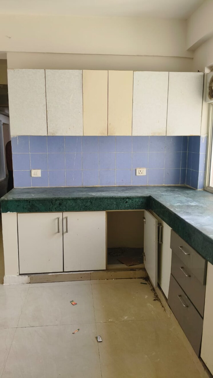 Kitchen, rof-aalayas 2 Bedroom 717 Sq.Ft. Apartment In Sector 102 Gurgaon 8747692