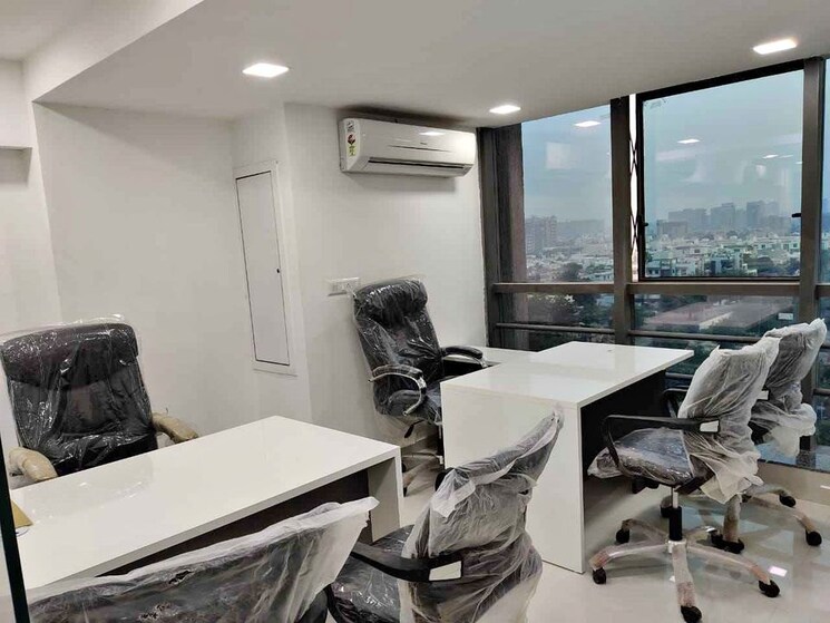 Team Area, kamla-trade-world Commercial Office Space 1570 Sq.Ft. In Lower Parel Mumbai 8747677