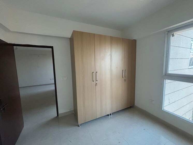 Room, signature-global-proxima 2 Bedroom 665 Sq.Ft. Apartment In Sector 89 Gurgaon 8747719