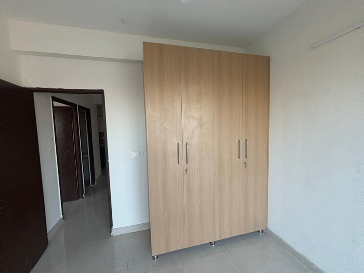 Room, signature-global-proxima 2 Bedroom 665 Sq.Ft. Apartment In Sector 89 Gurgaon 8747719