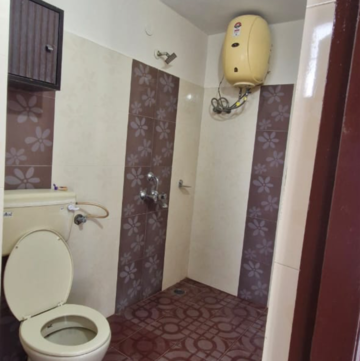 Bathroom in 3 BHK Builder Floor at Kondapur – for Rent