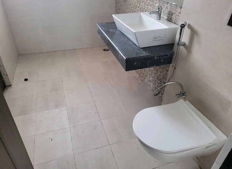 Attached Bathroom, parx-laureate 4 Bedroom 4545 Sq.Ft. Apartment In Sector 108 Noida 8747743