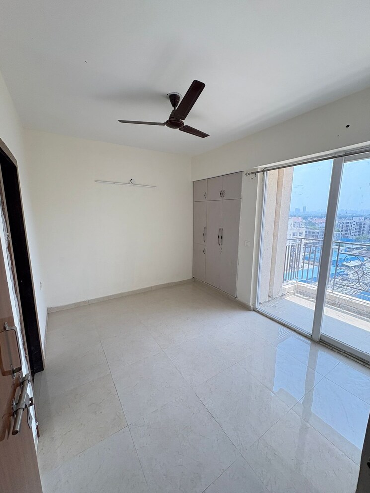 Room, signature-the-millennia-2 2 Bedroom 625 Sq.Ft. Apartment In Sector 37d Gurgaon 8747769