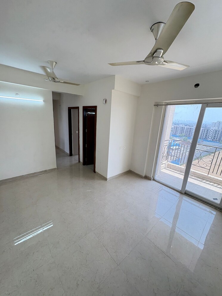 Room, signature-the-millennia-2 2 Bedroom 625 Sq.Ft. Apartment In Sector 37d Gurgaon 8747769