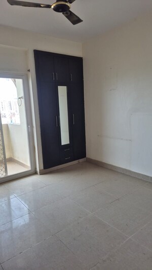 3 BHK Apartment For Sale in Parsvnath Green Ville, Sector 48