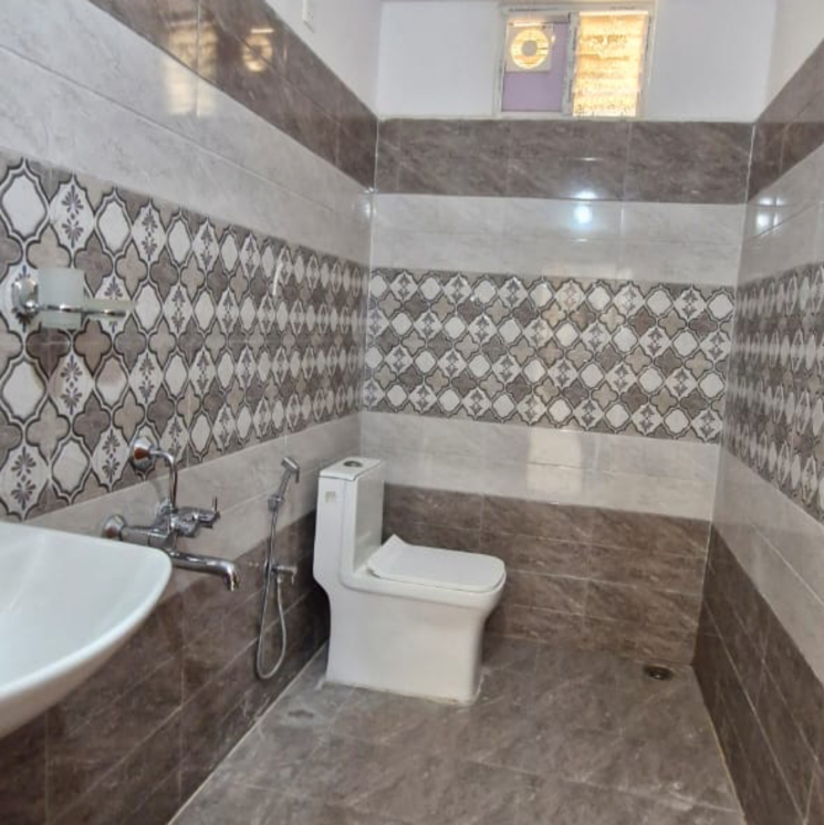 Bathroom, kondapur 3 Bedroom 1810 Sq.Ft. Builder Floor In Kondapur Hyderabad 8747764