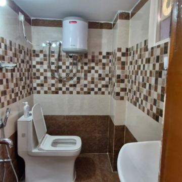 Team Area in 3 BHK Builder Floor at Kondapur – for Rent