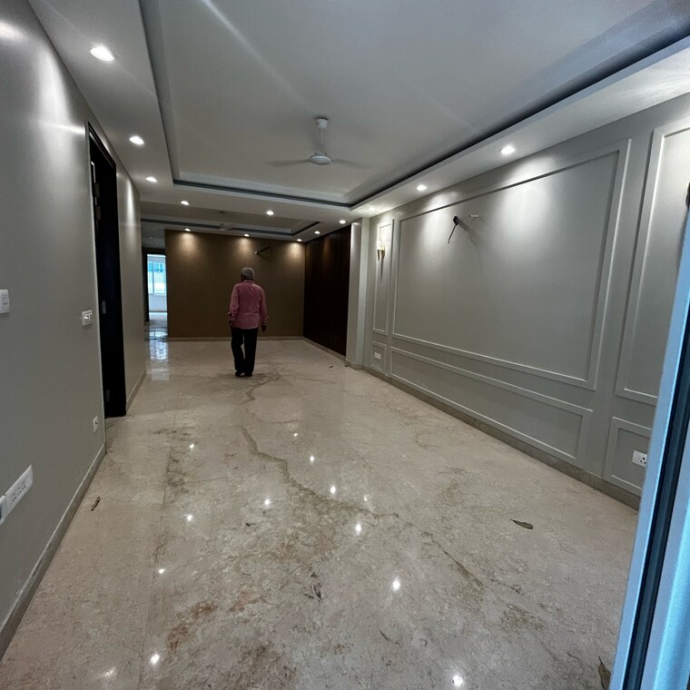 Room, south extension i 3 Bedroom 1800 Sq.Ft. Builder Floor In South Extension I Delhi 8747775