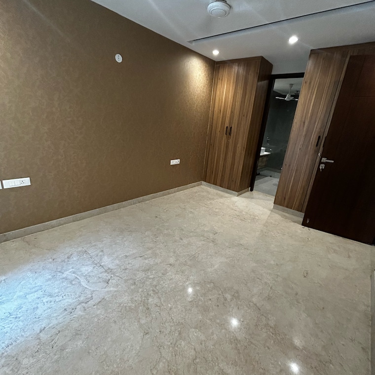 Room, south extension i 3 Bedroom 1800 Sq.Ft. Builder Floor In South Extension I Delhi 8747775