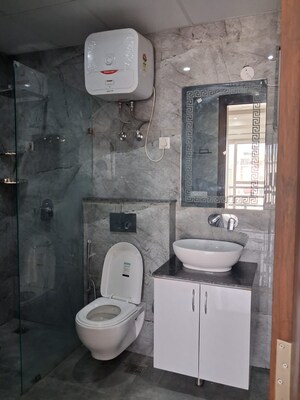 Bathroom in 3 BHK Apartment at Parsvnath Green Ville, Sector 48 – for Sale