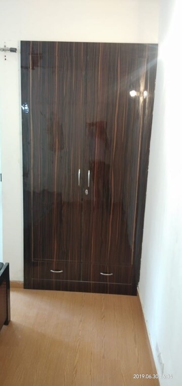 Furnished Amenities in 2 BHK Apartment at Jaypee Klassic Arcade, Sector 134 – for Rent