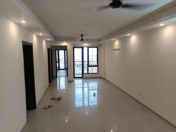 Room in 2 BHK Apartment at Logix Blossom County, Sector 137 – for Rent