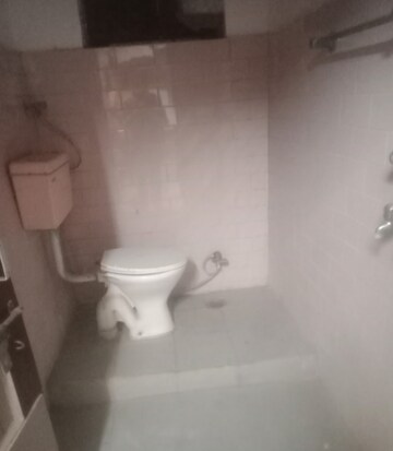 Bathroom in 2 BHK Villa at Aliganj – for Rent