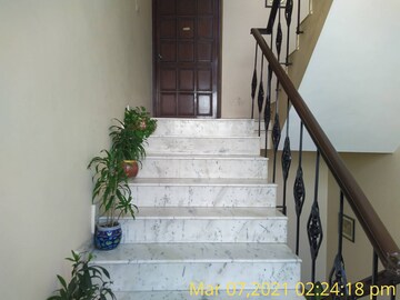 Staircase in 2 BHK Independent House at Sector 30 – for Rent