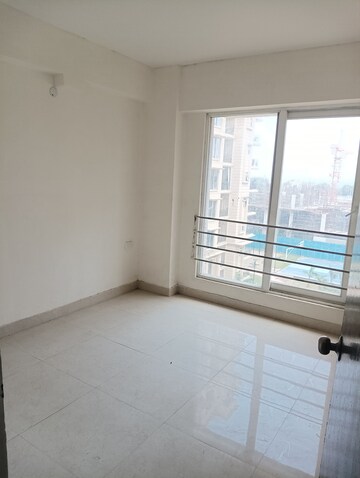 Room in 2 BHK Apartment at Signature The Serenas, Sohna Sector 36 – for Sale