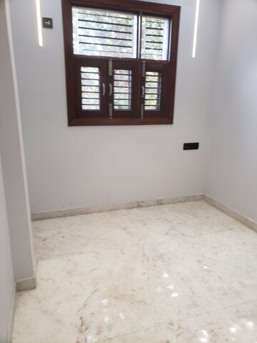 1 BHK Builder Floor For Rent in Tilak Nagar
