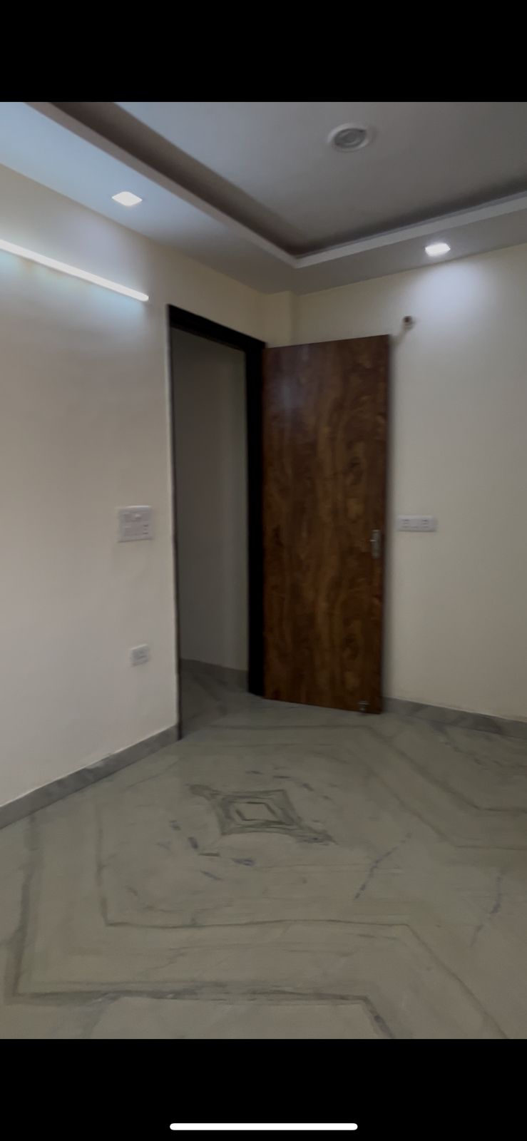 2 BHK + Extra Room Builder Floor For Rent in Sant Nagar Main Market 