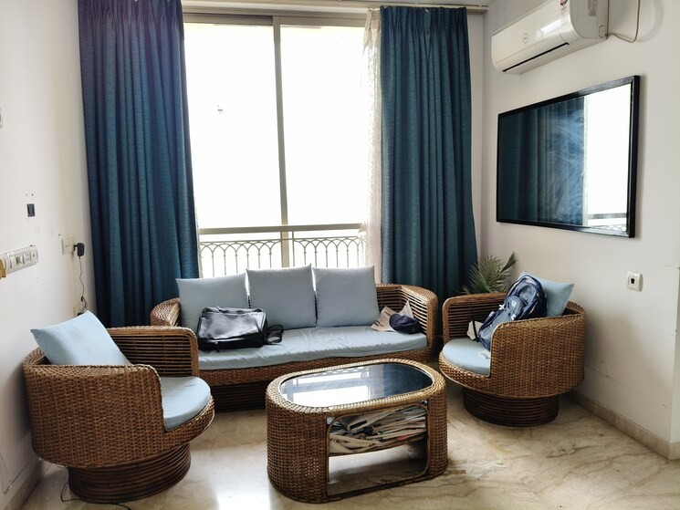 Living Room, hiranandani-lavinia 1 Bedroom 500 Sq.Ft. Apartment In Ghodbunder Road Thane 8748099