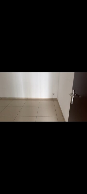 3 BHK Apartment For Rent in Gulshan Bellina, Sector 16 Greater Noida