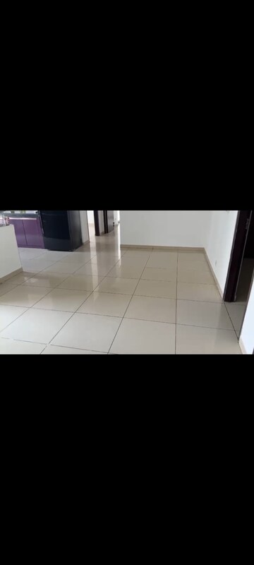 Bathroom in 3 BHK Apartment at Gulshan Bellina, Sector 16 Greater Noida – for Rent