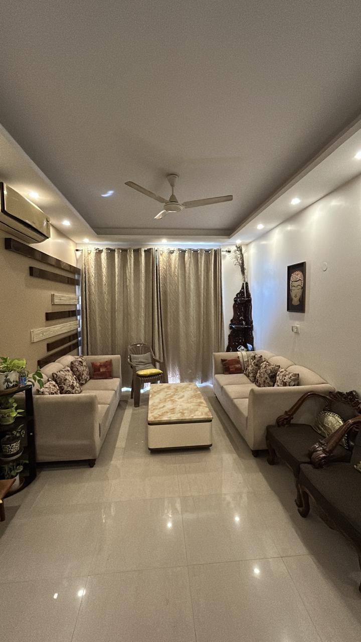 3 BHK + Pooja Room Apartment For Rent in Gaurs Siddhartham