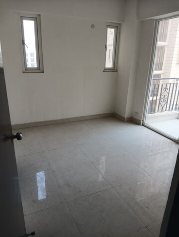Room in 2 BHK Apartment at Signature The Serenas, Sohna Sector 36 – for Sale